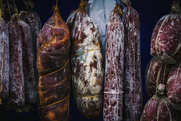 Чеченские колбасы на 80% состоят из отборного мяса